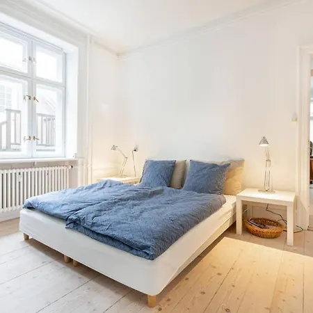 With Cosy Backyard In Vibrant Area. Apartment Copenhagen