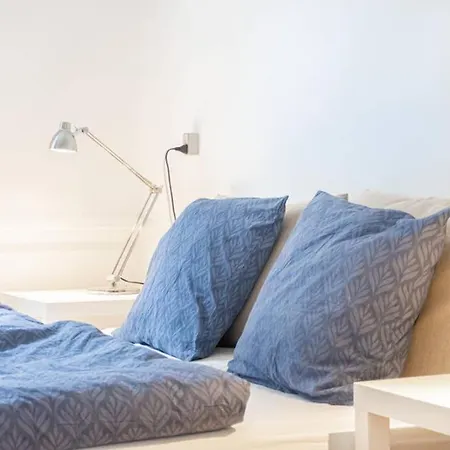 With Cosy Backyard In Vibrant Area. Apartment *
