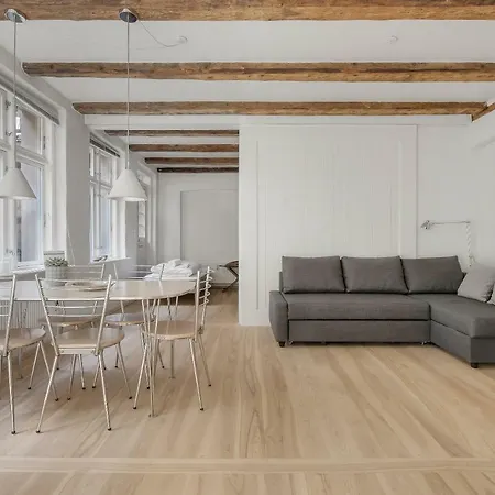 City With Cosy Backyard In Vibrant Area Apartamento Copenhaga